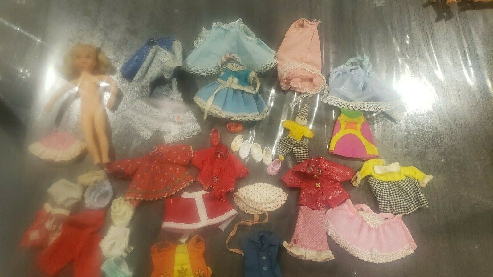 Melody In Pink Tutti With Clothes And Shoes.  Poor Condition Lot  Ships 🚢 Free!