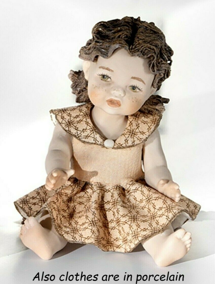 Figurine Porcelain Italian Trade Card Little Girl Seat Decoration
