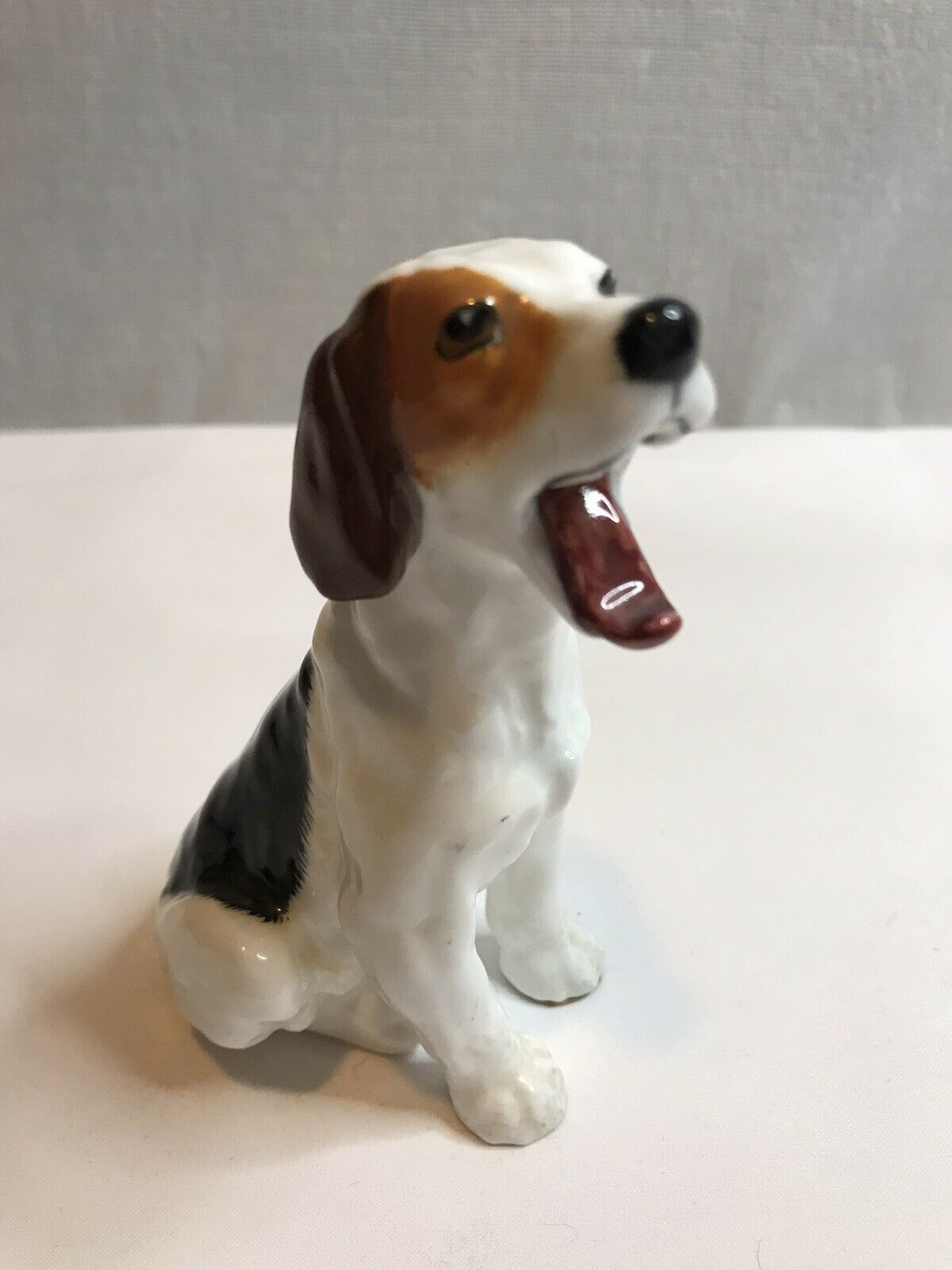 Vintage Royal Doulton Hn1099 Yawning Jack Russell Beagle Made England
